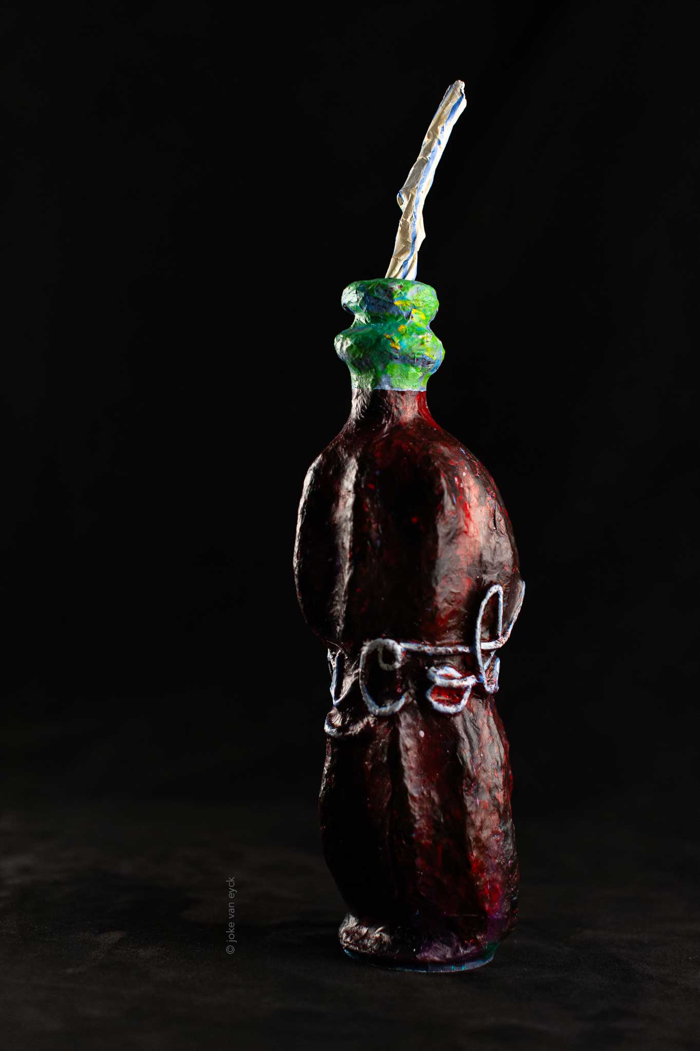 painted sculpture - bouteille bilingue - coca-cola-02